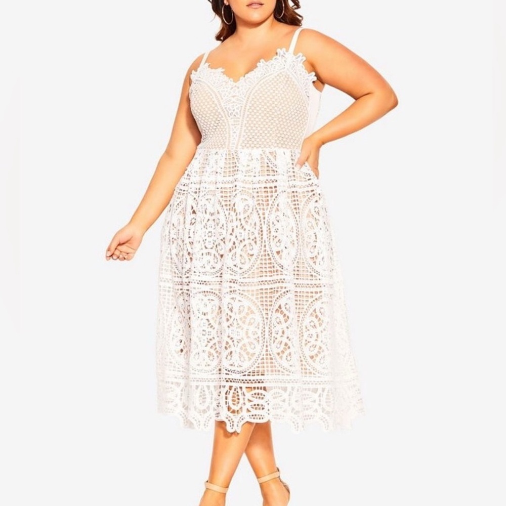 NWOT City Chic Lace Midi Dress 18 Plus Size, White, A Line, V Neck, Boho, Bridal - Picture 2 of 13